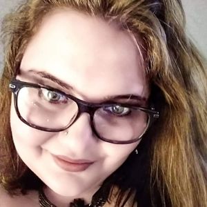 Meet your Posher, Hailey